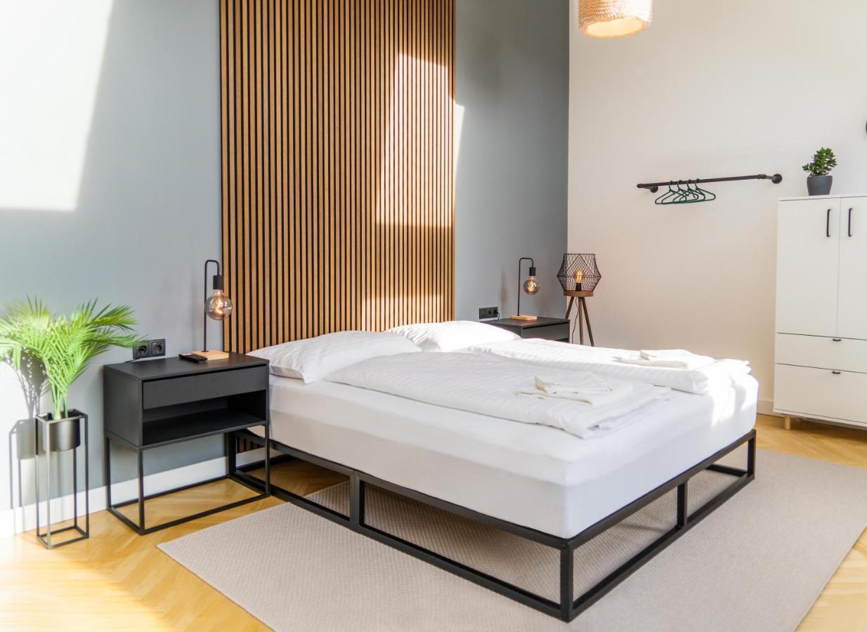 Myflat - Bright Apartment Near Central Station Bécs Kültér fotó