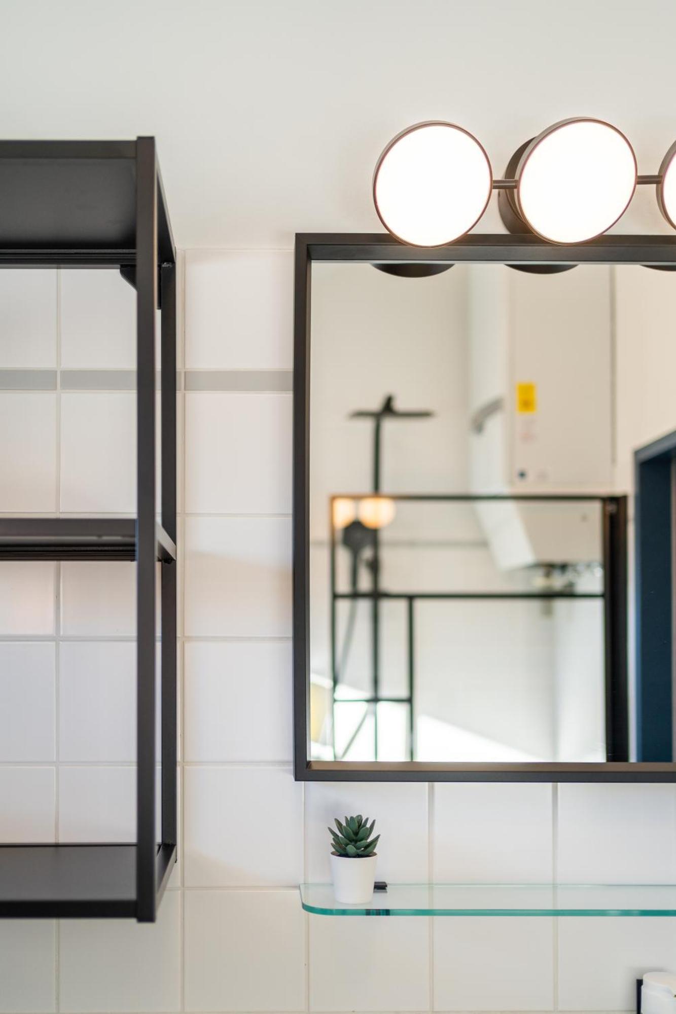 Myflat - Bright Apartment Near Central Station Bécs Kültér fotó